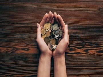 资金榜瞩目！华夏科创人工智能ETF净流入达1.83亿元，居同类基金首位。